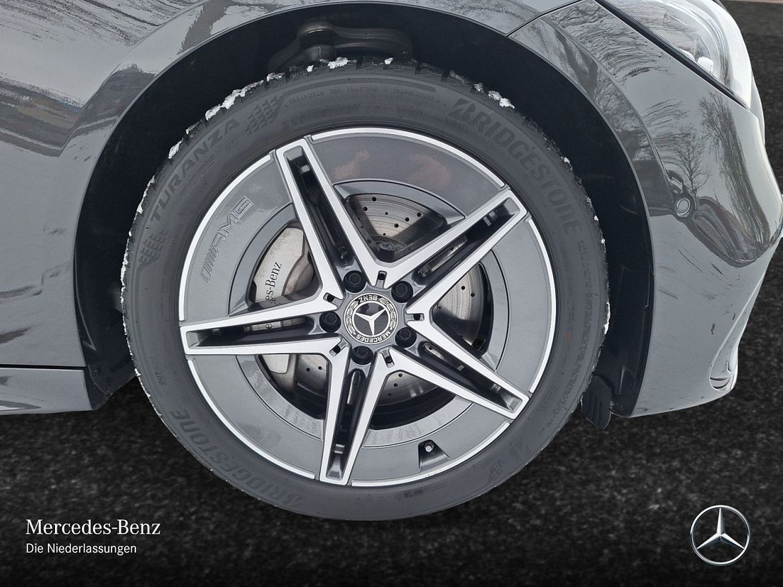 Mercedes-Benz C 180 AMG Line Sedan