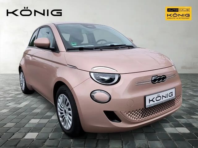 Fiat 500e *CarPlay*Android Auto*Klima*Radio