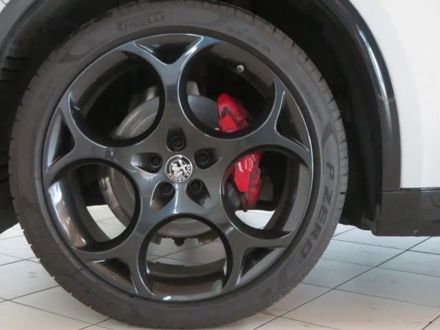 Alfa Romeo Stelvio Q4