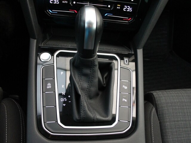 Volkswagen Passat 2.0 TDI Business DSG Variant