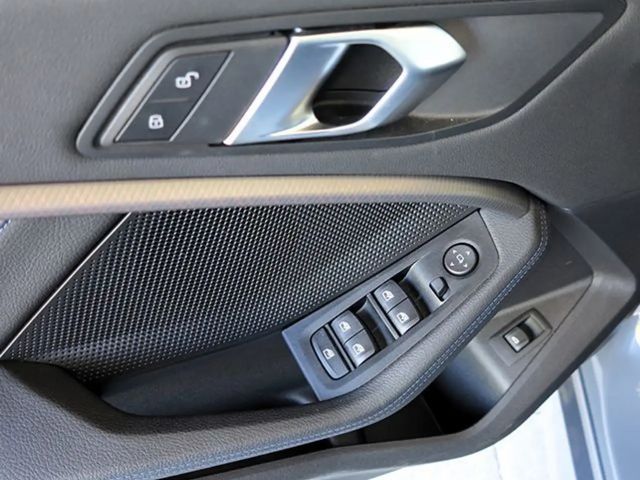 BMW 118 118i M-Sport Sedan