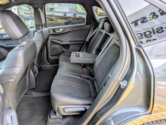 Ford Kuga Hybrid ST Line X