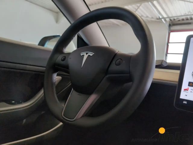 Tesla Model 3 Standard Range