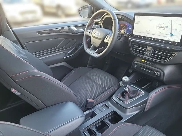 Ford Focus ST Line Wagon