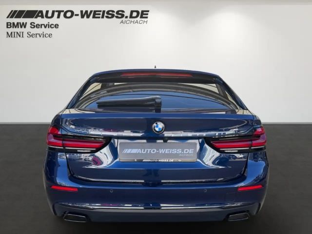 BMW 530 xe LASER+LEDER+HUD+ACC+PANO+DAB+BT+MFL+AHK+
