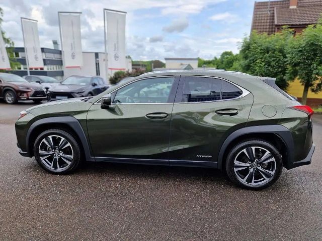 Lexus UX 250h Style Edition
