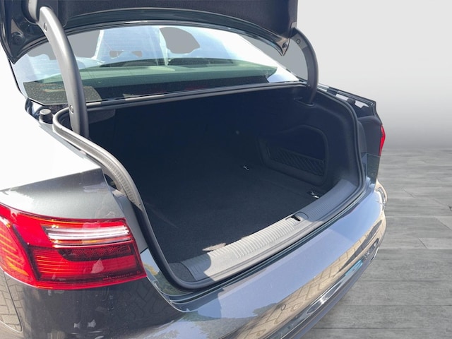 Audi A4 35 TFSI Sedan