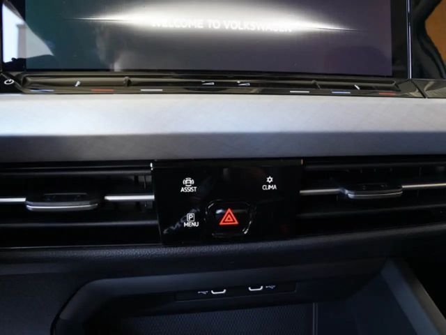 Volkswagen Golf 1.5 TSI Golf VIII