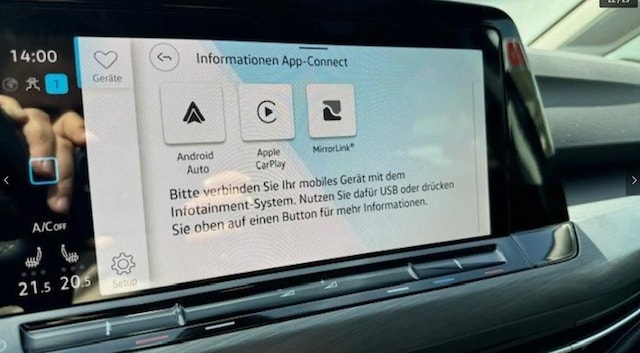 Volkswagen Golf 1.5 eTSI DSG Variant