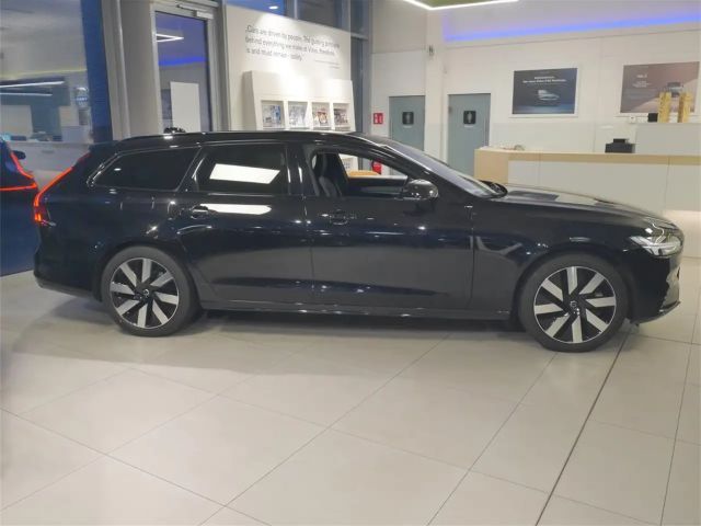 Volvo V90 AWD Dark Plus T6