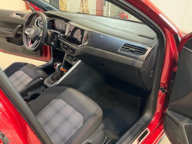 Volkswagen Polo 2.0 TSI DSG GTI