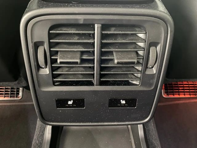 Porsche Taycan 4 Cross Turismo