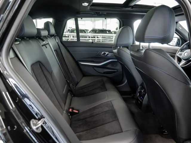 BMW 320 320i M-Sport Touring