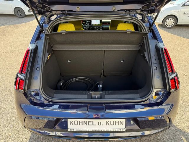 Renault 5 E-Tech Iconic