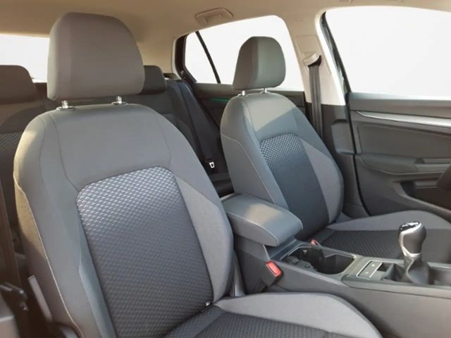 Volkswagen Golf 1.5 TSI Golf VIII