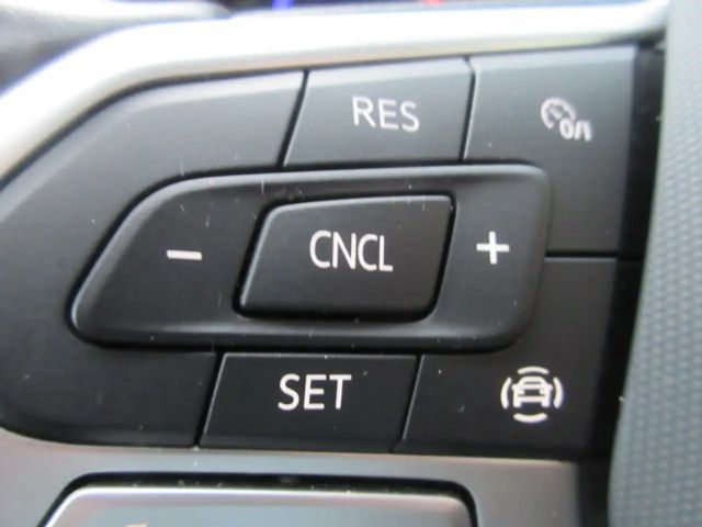 Volkswagen Polo 1.0 TSI DSG Style