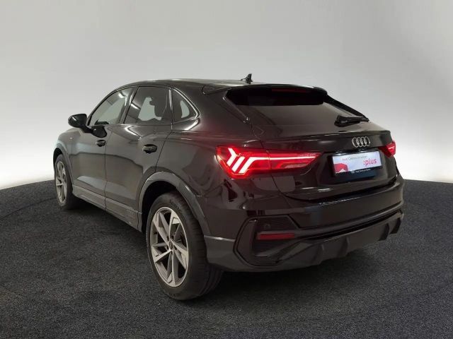 Audi Q3 35 TFSI S-Line