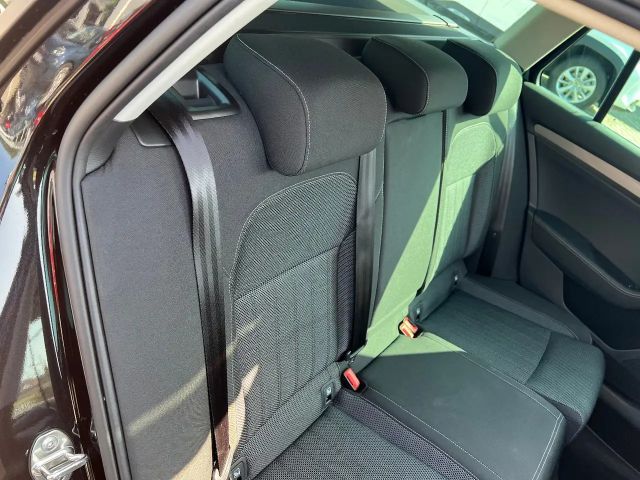 Skoda Superb 2.0 TDI Combi Style Style