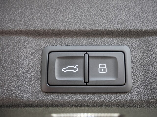 Audi A6 Avant Quattro S-Tronic