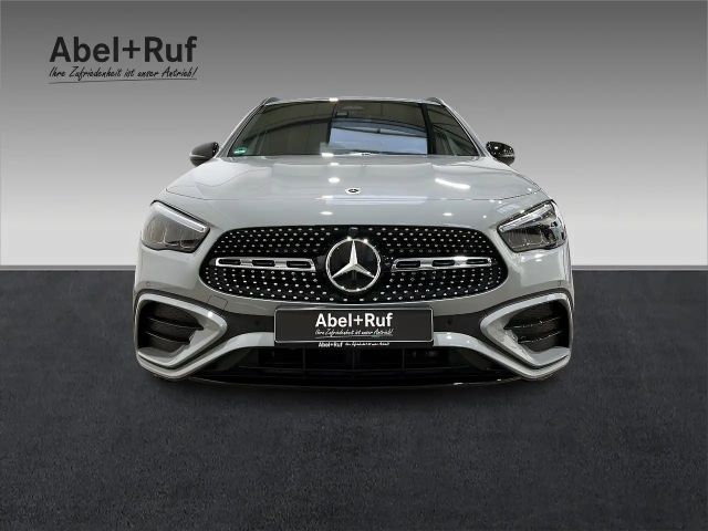 Mercedes-Benz GLA 200 AMG Line