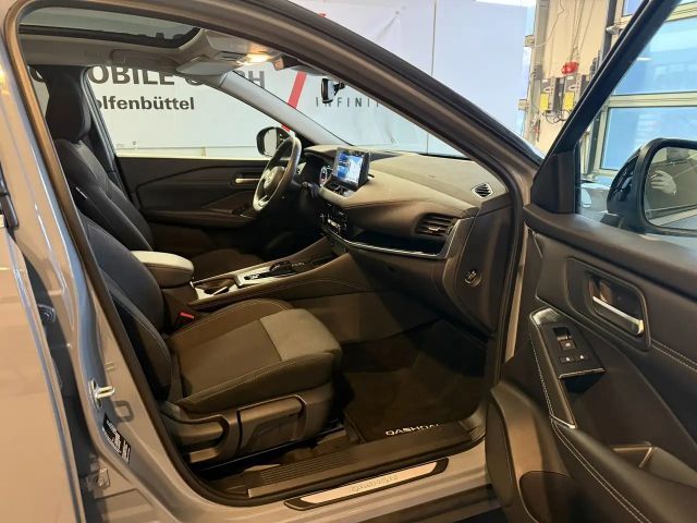 Nissan Qashqai Black Editon 190PS e-Power /NAVI/SHZ/PANO/HEAD-UP