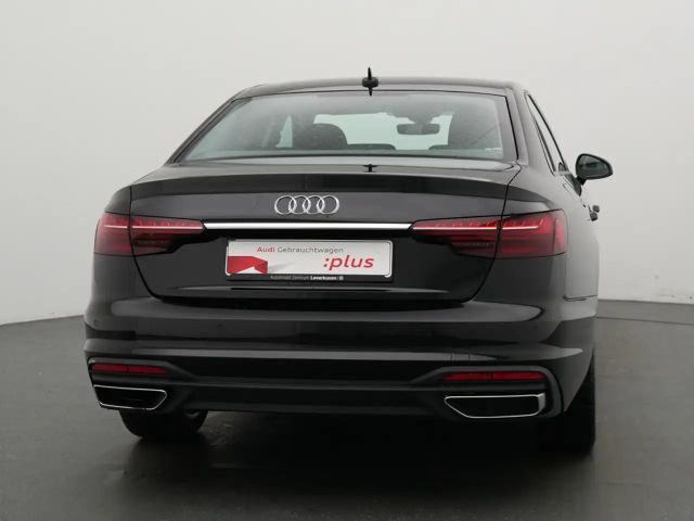 Audi A4 Sedan