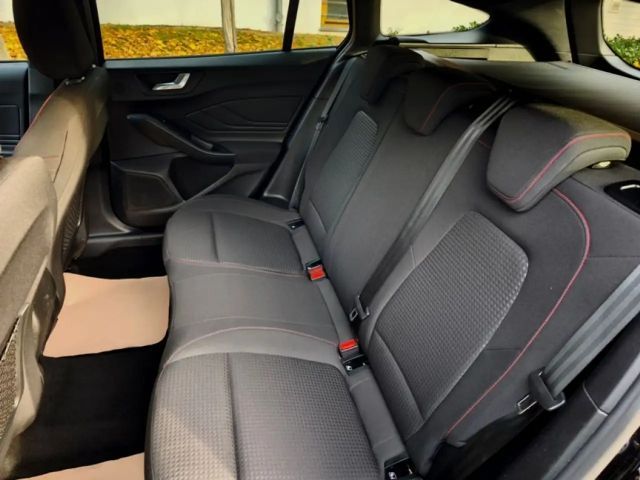 Ford Focus EcoBoost ST Line Wagon