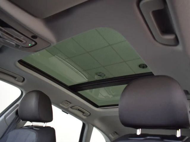 Audi A4 40 TFSI Avant S-Tronic