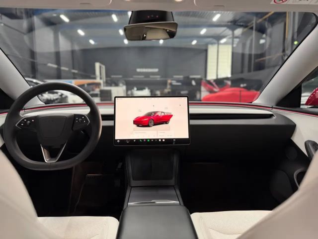 Tesla Model 3 AWD Long Range