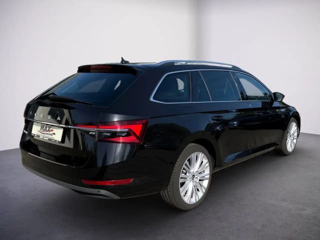 Skoda Superb 2.0 TDI Combi Style Style