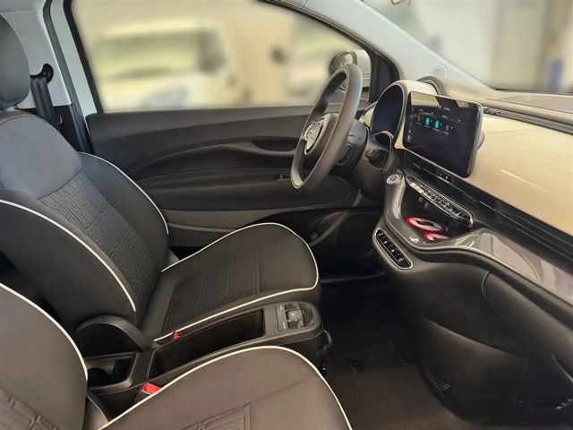 Fiat 500e Neue 500 CarPlay Klimaautomatik