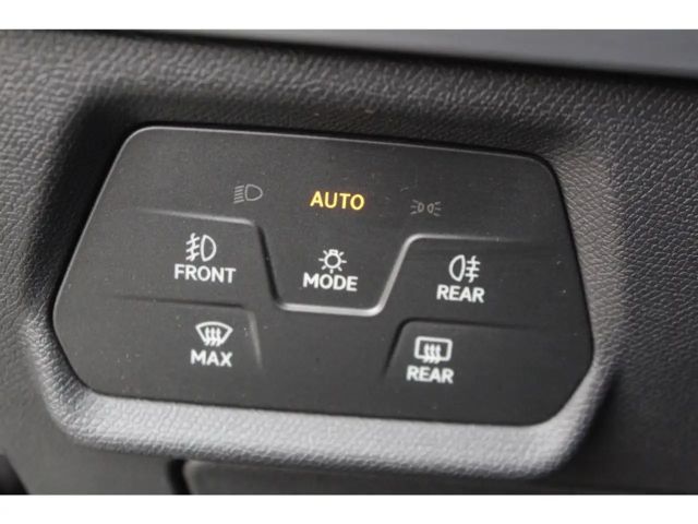 Seat Leon 1.5 TSI DSG FR-lijn Sportstourer