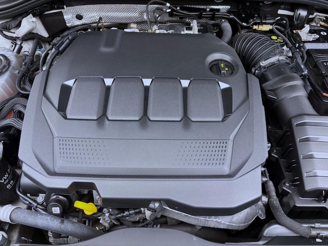 Volkswagen Golf 2.0 TDI DSG R-Line