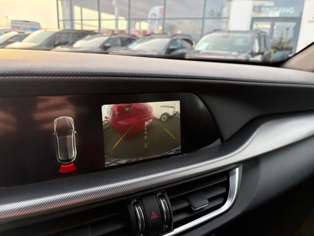 Alfa Romeo Stelvio Q4 Veloce