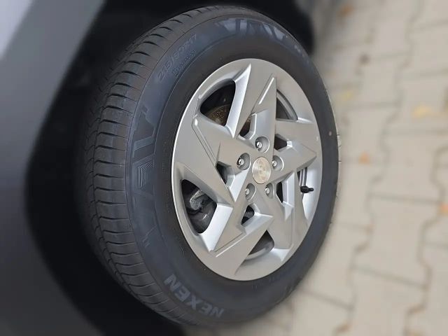 Hyundai Kona 2WD Trend