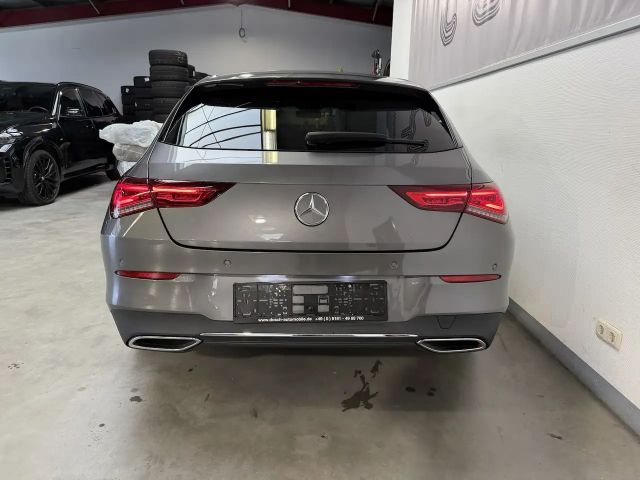 Mercedes-Benz CLA 220 CLA 220 d