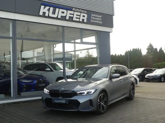 BMW 330 330i M-Sport Touring