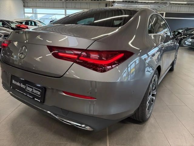 Mercedes-Benz CLA 200 CLA 200 d Coupé