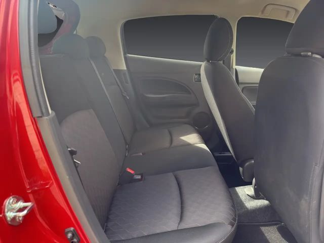 Mitsubishi Space Star Star