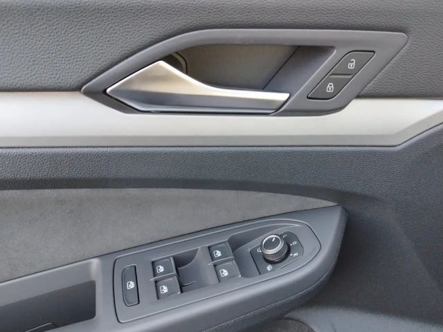 Volkswagen Golf Rabbit TSI