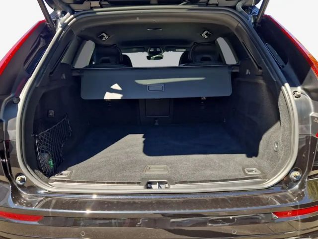 Volvo XC60 Dark Plus