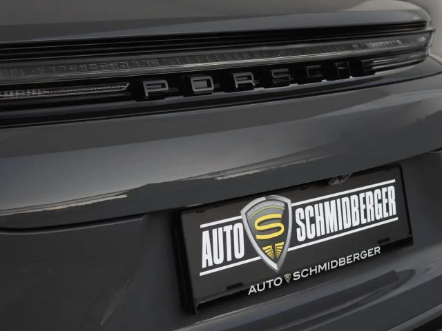 Porsche Panamera 4 E-Hybrid