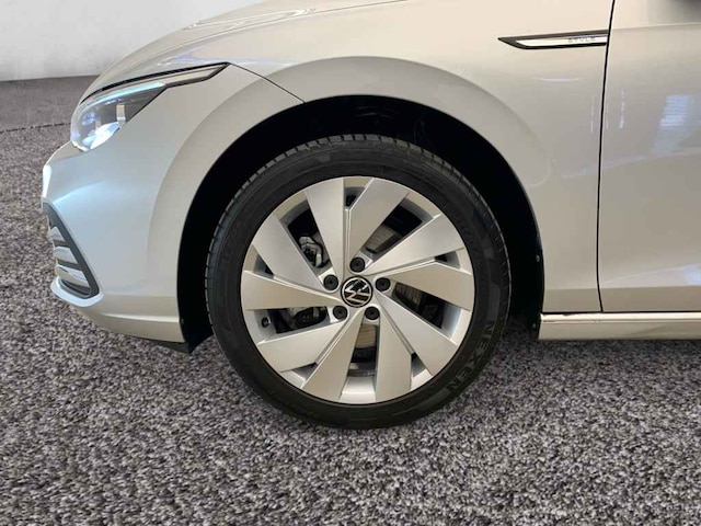 Volkswagen Golf 1.5 eTSI DSG Golf VIII Style