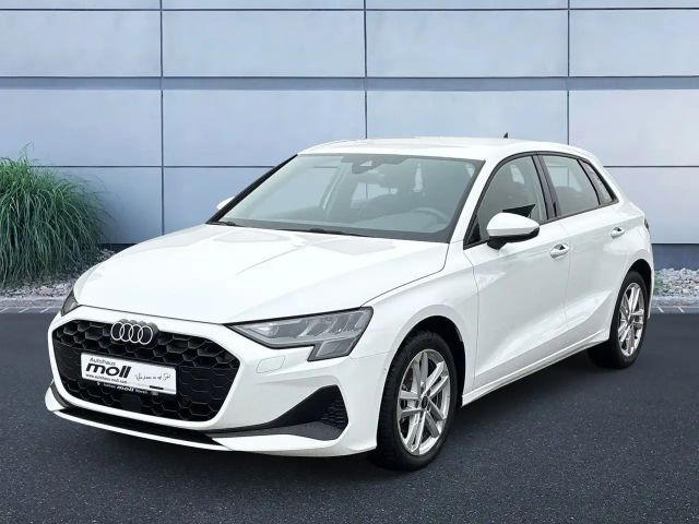 Audi A3 30 TFSI S-Tronic Sedan