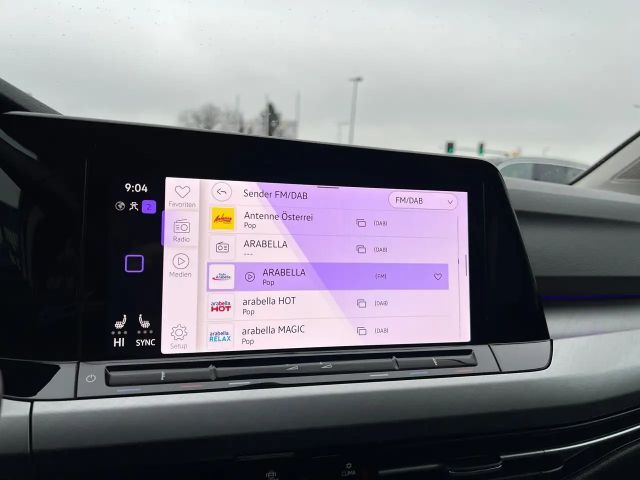 Volkswagen Golf Life Variant