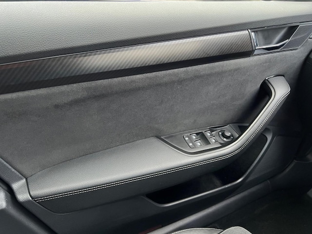 Skoda Superb 4x4 Combi Sportline