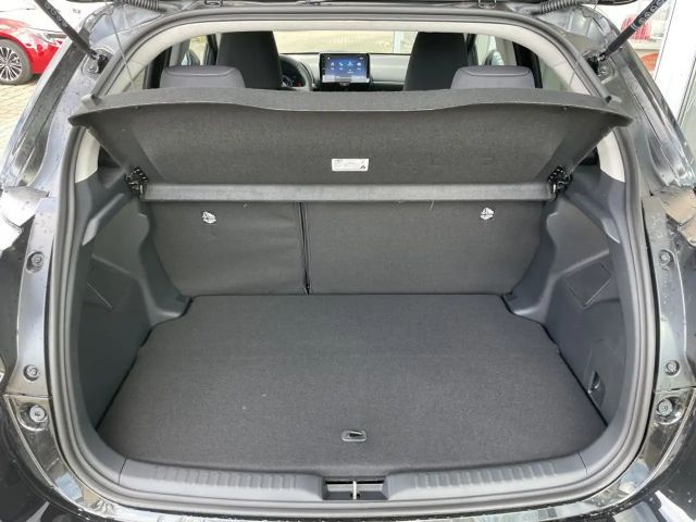 Toyota Yaris Hatchback Hybride VVT-i