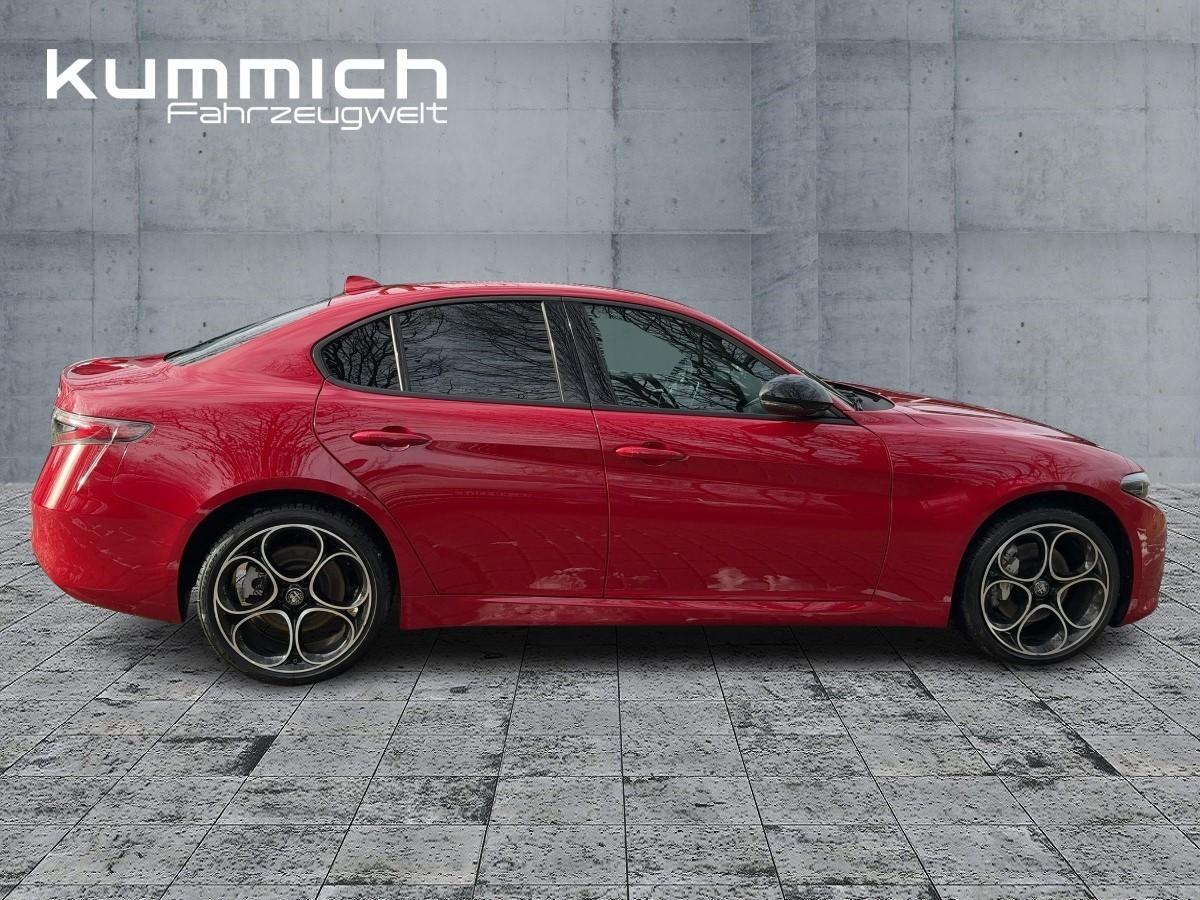 Alfa Romeo Giulia AT8