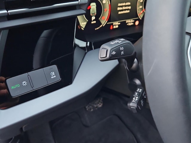 Audi A3 30 TFSI S-Line S-Tronic Sportback