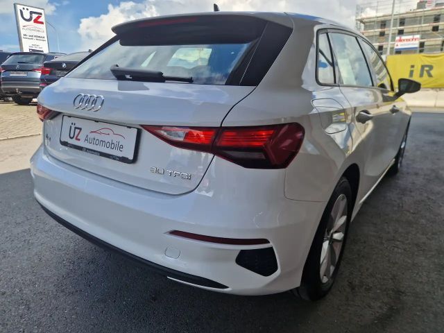 Audi A3 30 TFSI Sedan